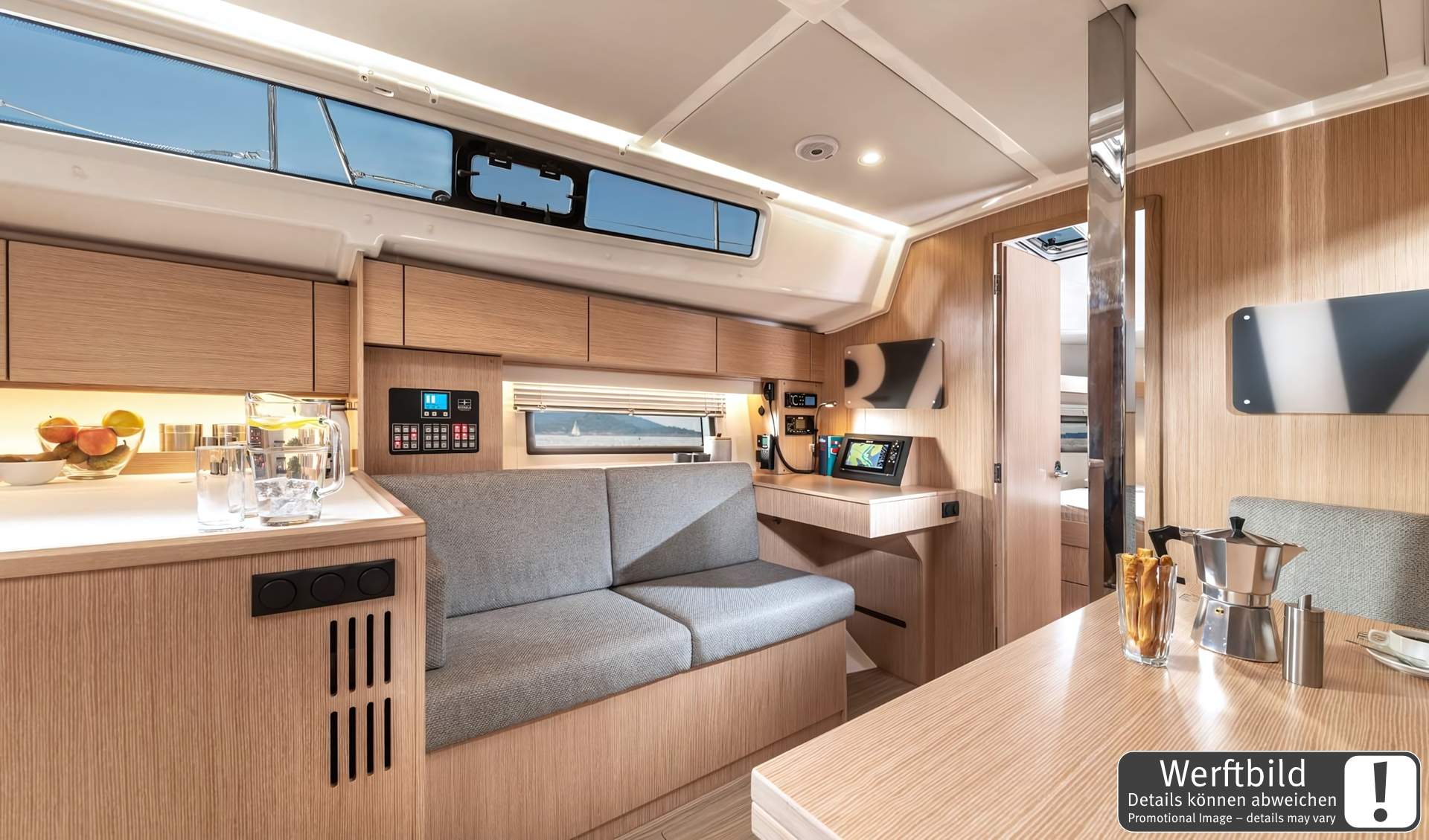 Bavaria C38 — photo 7