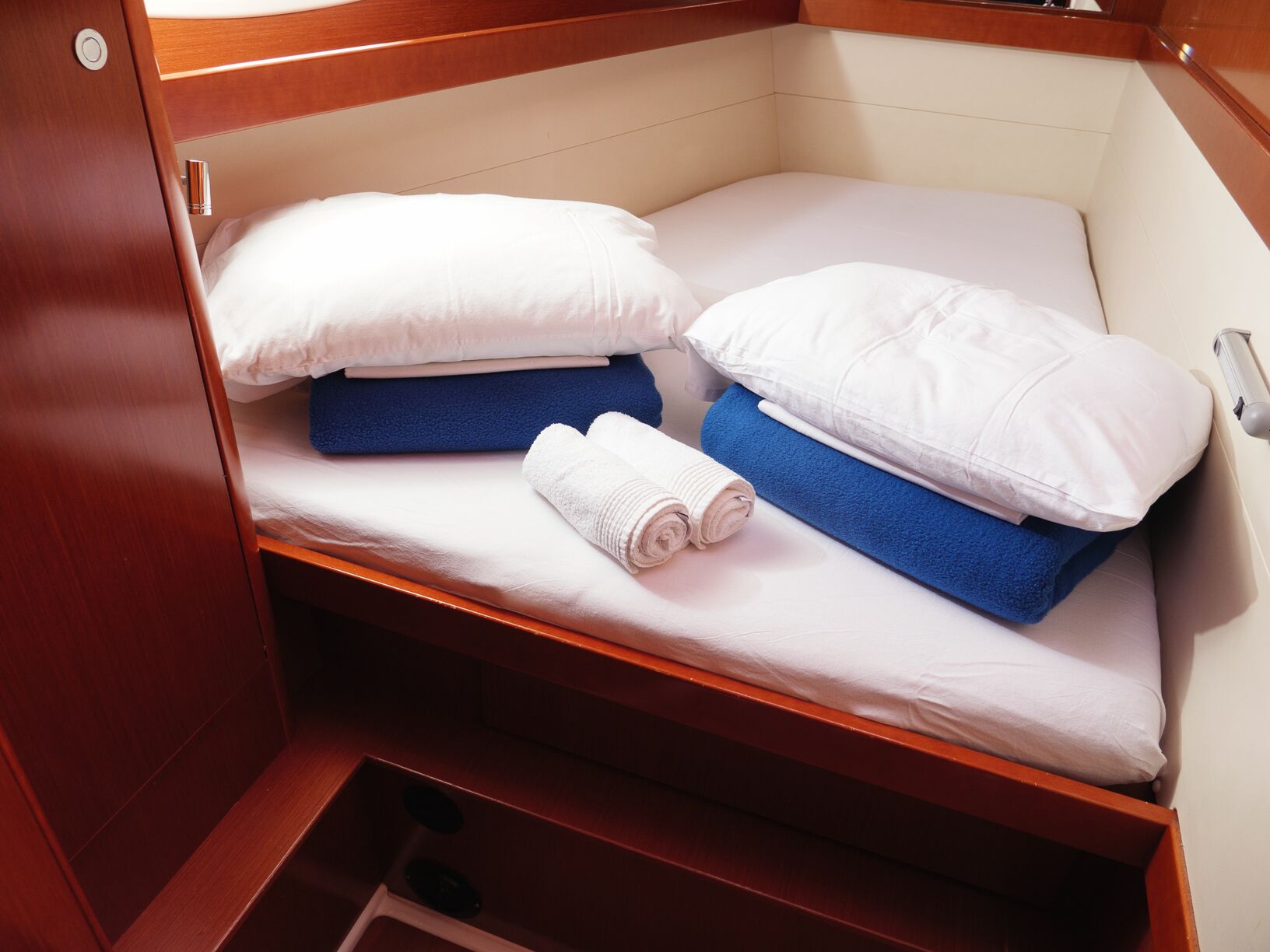 Oceanis 50 Family - 6 cab. — photo 12