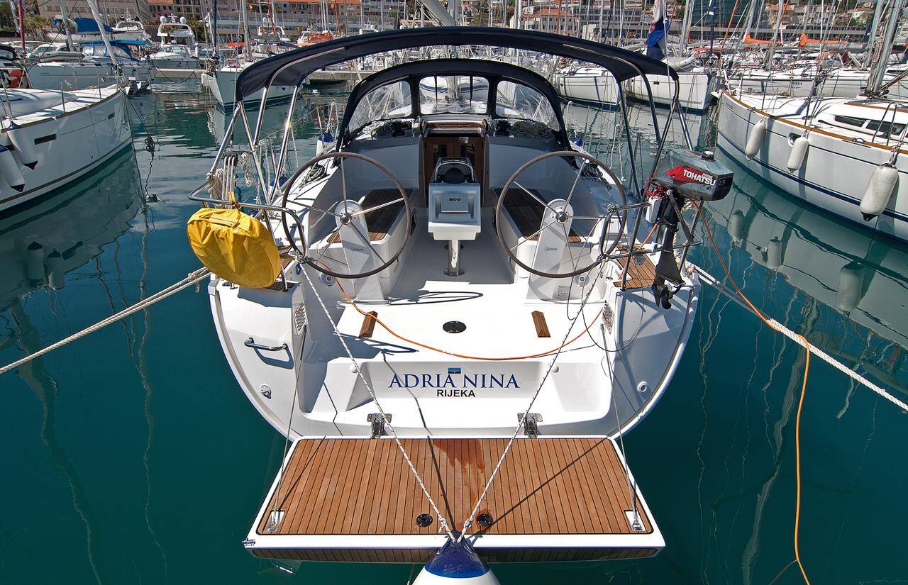 Bavaria Cruiser 37 - 3 cab. — photo 1