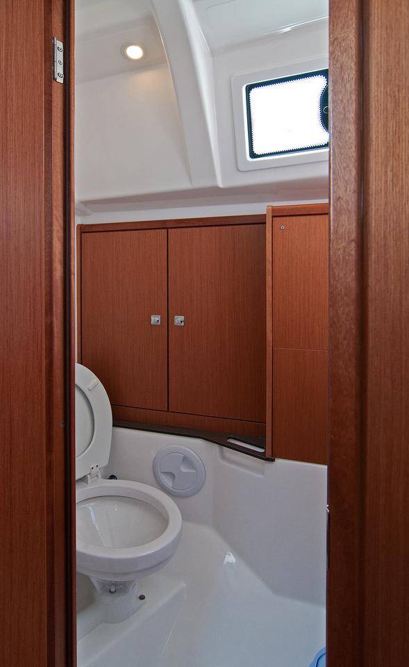 Bavaria Cruiser 37 - 3 cab. — photo 3