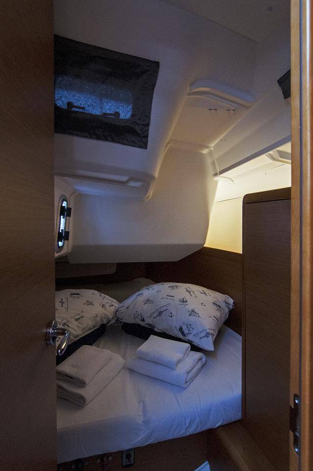 Sun Odyssey 349 - 3 cab. — photo 6