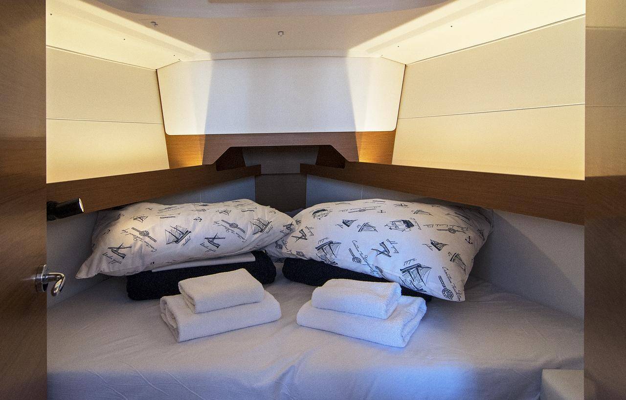 Sun Odyssey 349 - 3 cab. — photo 8