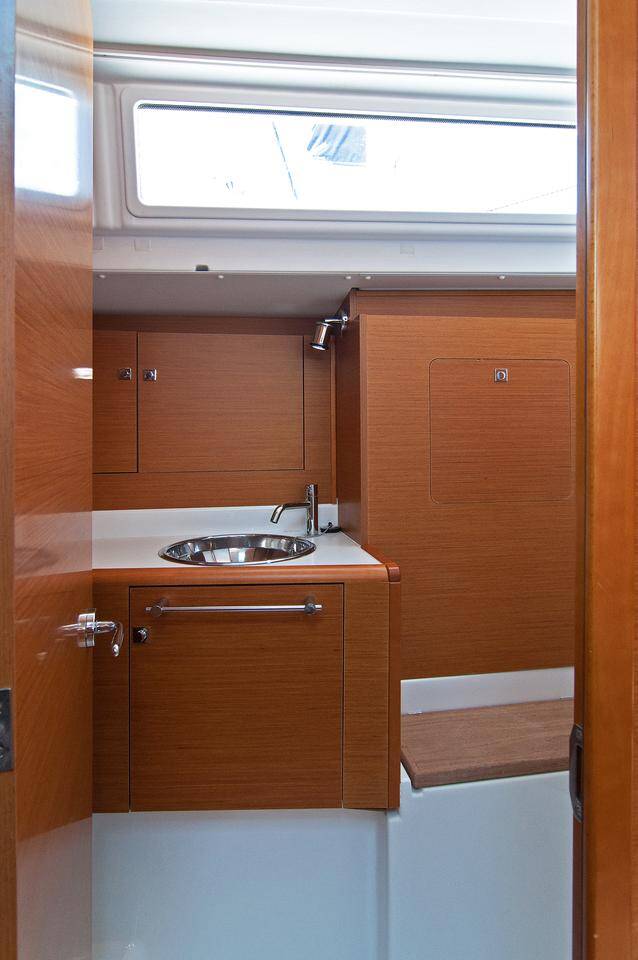 Sun Odyssey 449 — photo 11