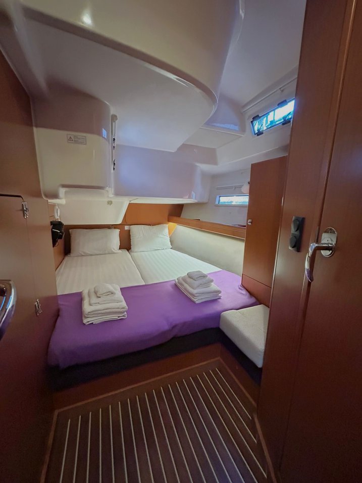 Bavaria Cruiser 51 — photo 9