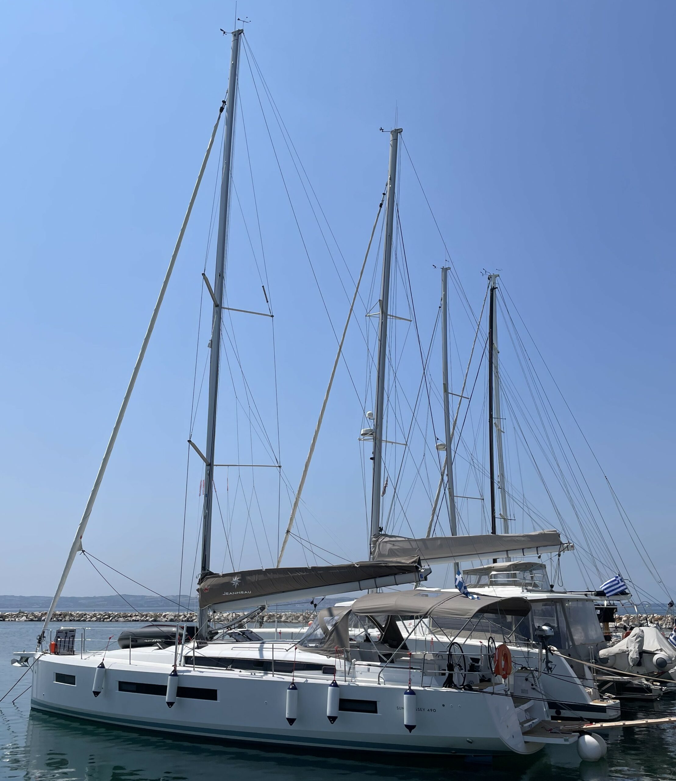 Sun Odyssey 490 - 4 + 1 cab. — photo 3