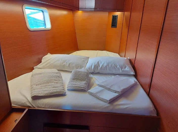Hanse 508 - 5 + 1 cab. — photo 8