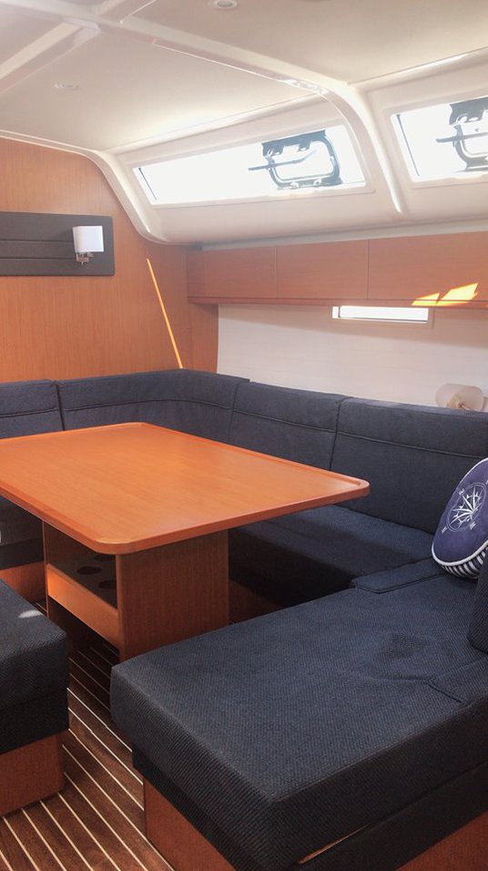Bavaria Cruiser 51 — photo 16