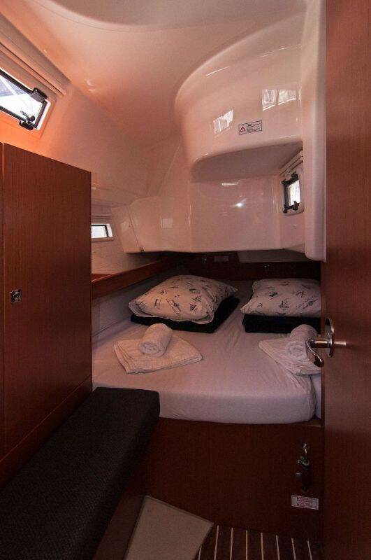 Bavaria Cruiser 34 — photo 5