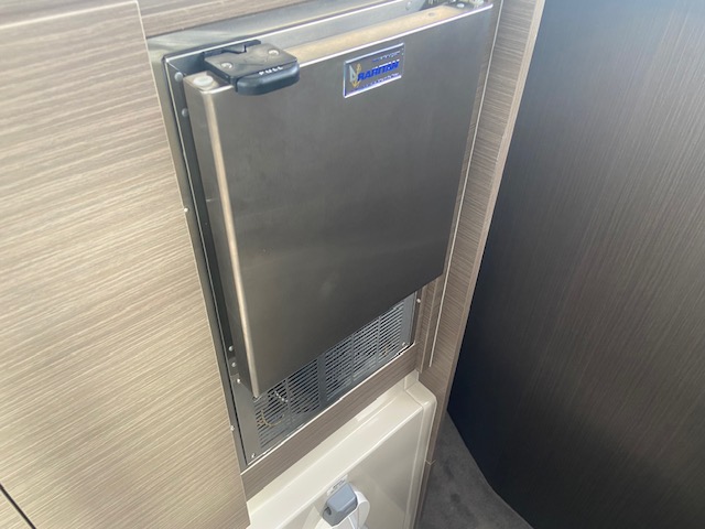 Leopard 50 — photo 12