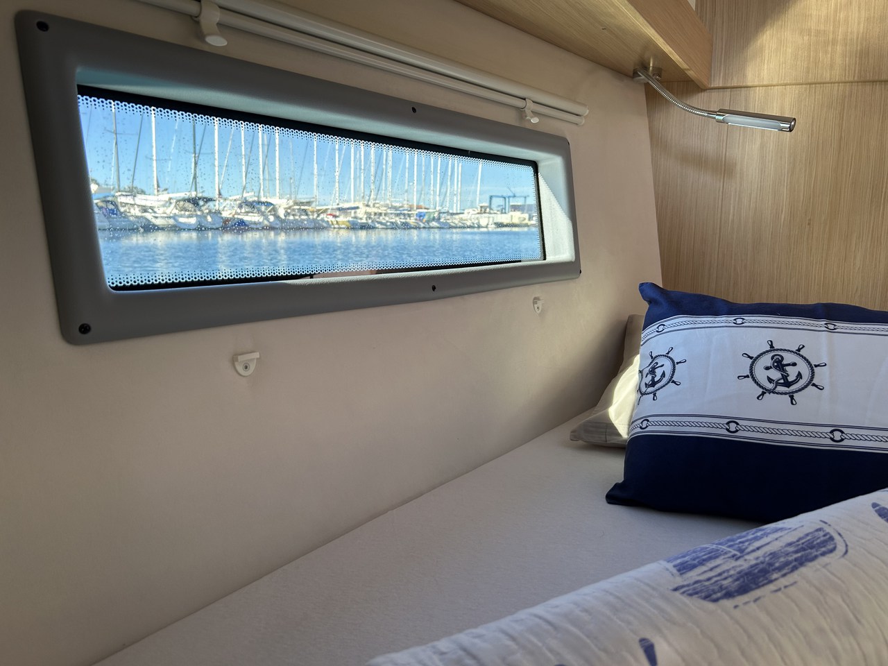 Bavaria C38 — photo 16
