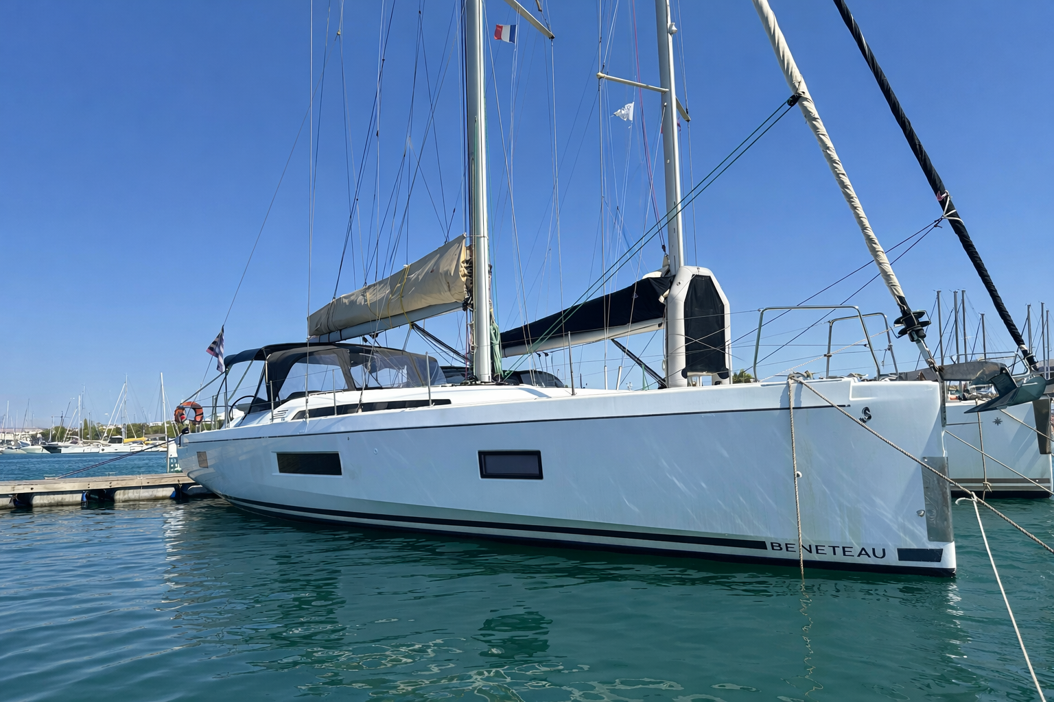 Oceanis 51.1 - 5 + 1 cab. — photo 9