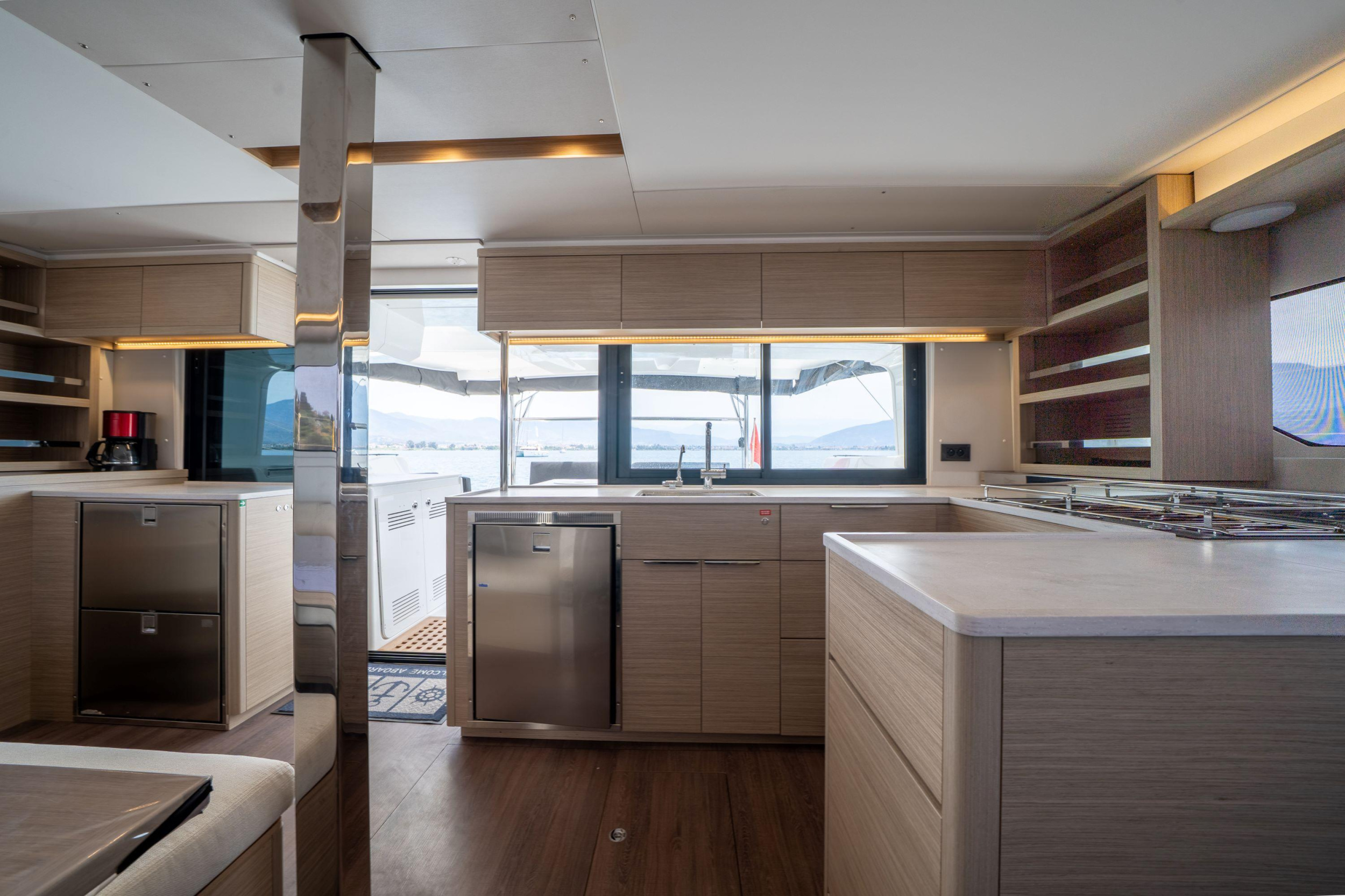 Lagoon 46 - 4 cab. — photo 9