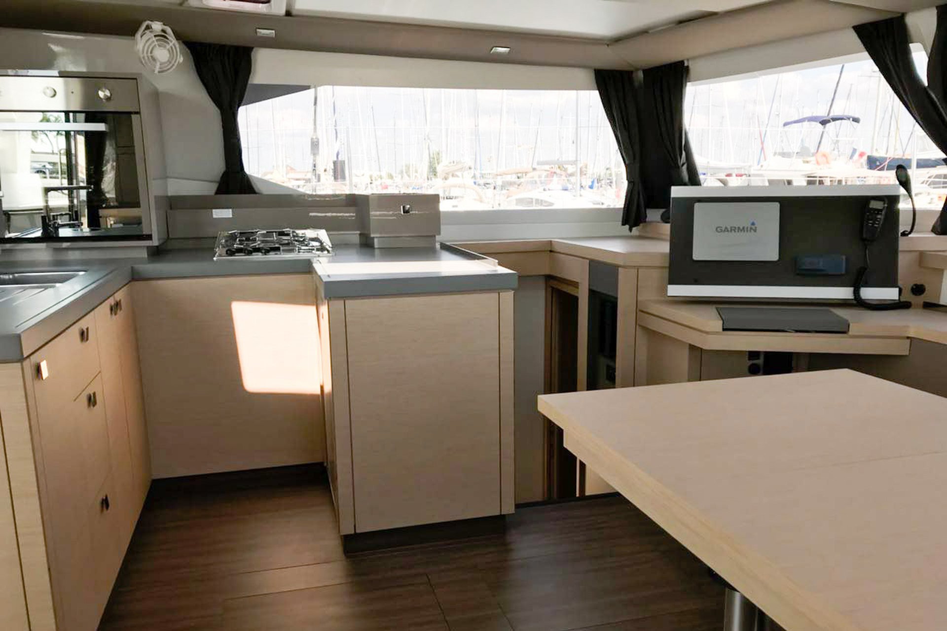 Fountaine Pajot Astrea 42 — photo 17