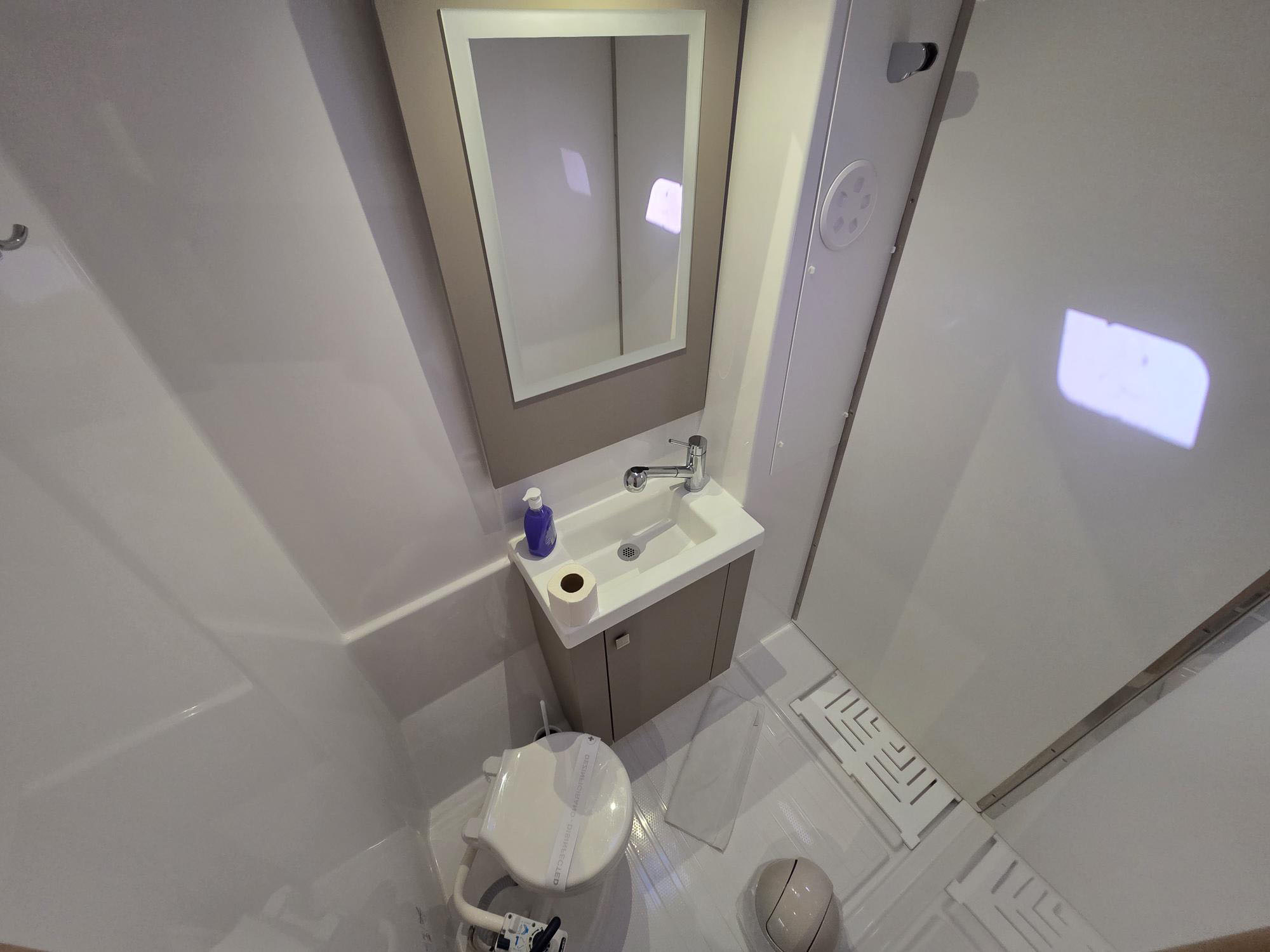 Fountaine Pajot Astrea 42 - 4 + 2 cab. — photo 17