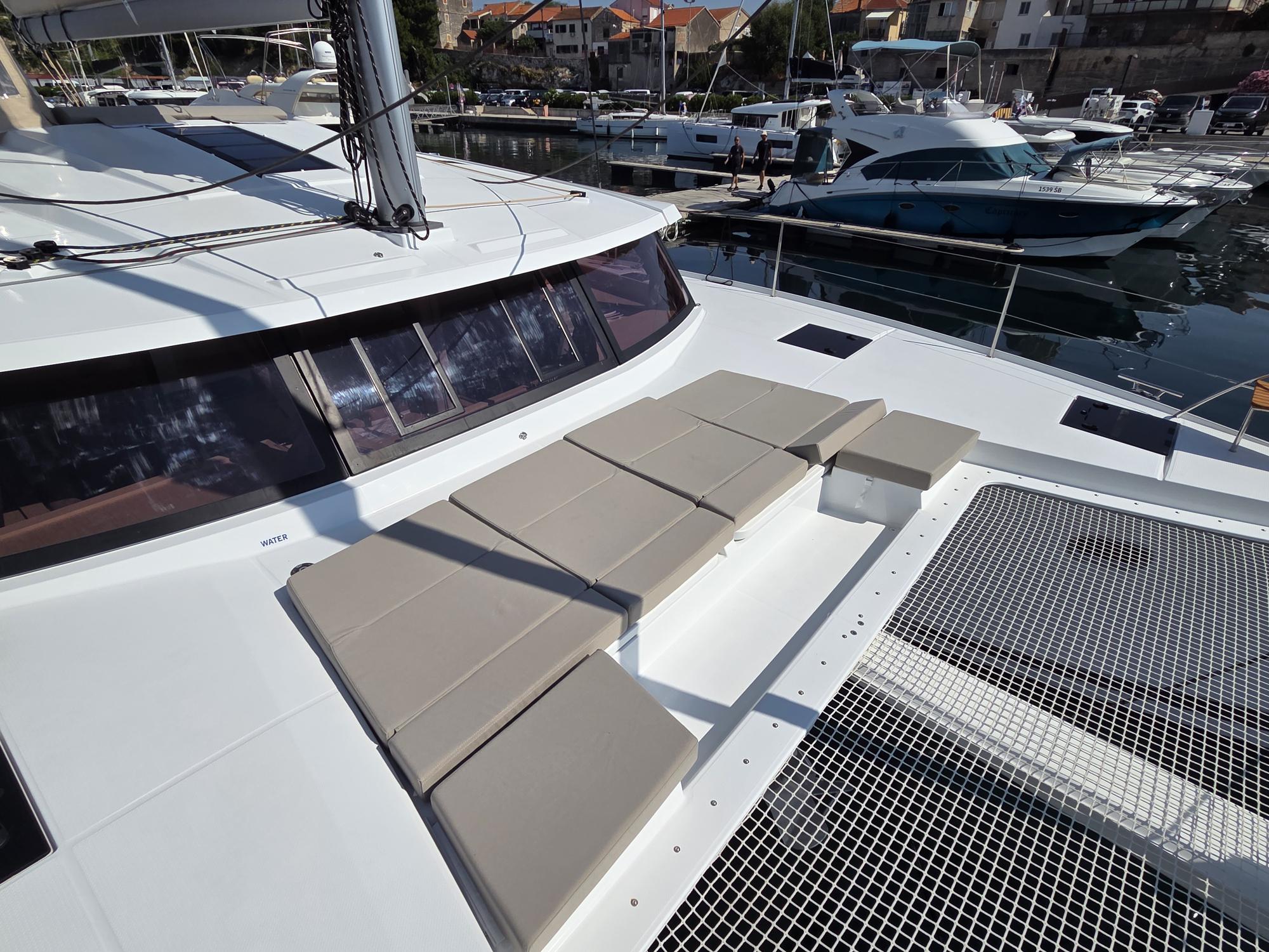 Fountaine Pajot Astrea 42 - 4 + 2 cab. — photo 24