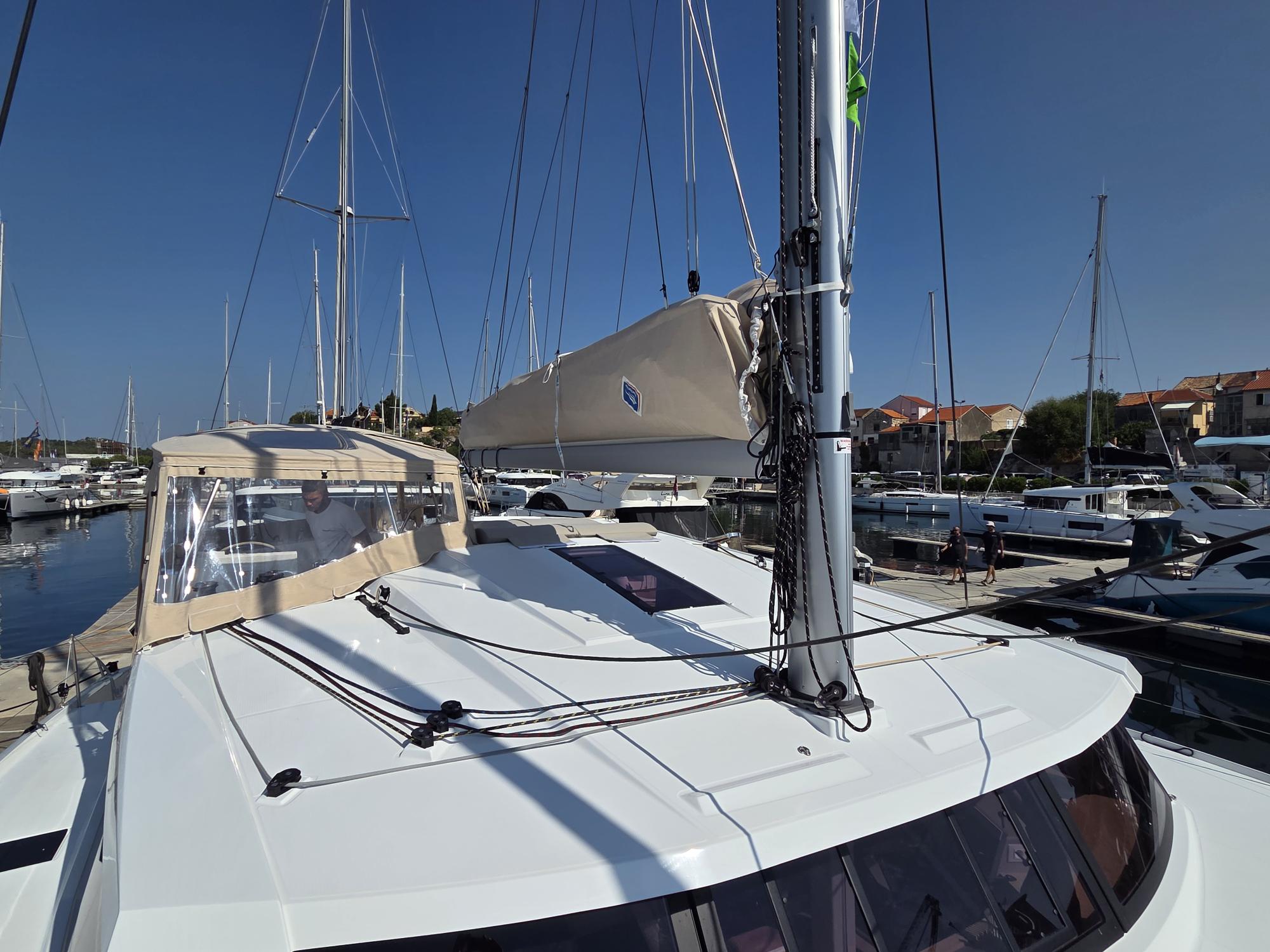 Fountaine Pajot Astrea 42 - 4 + 2 cab. — photo 25