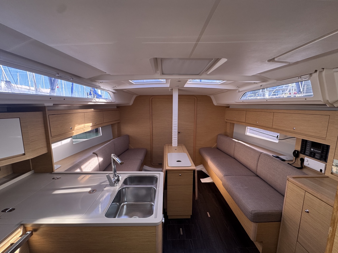 Dufour 37 - 2 cab. — photo 4