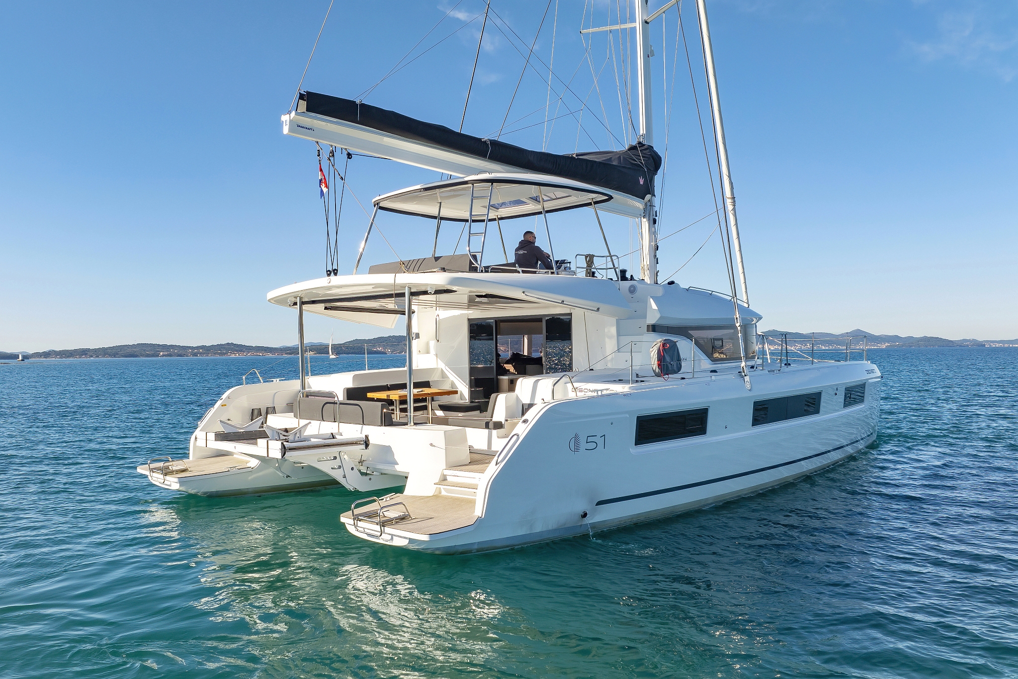 Lagoon 51 - 6 + 1 cab. — photo 18