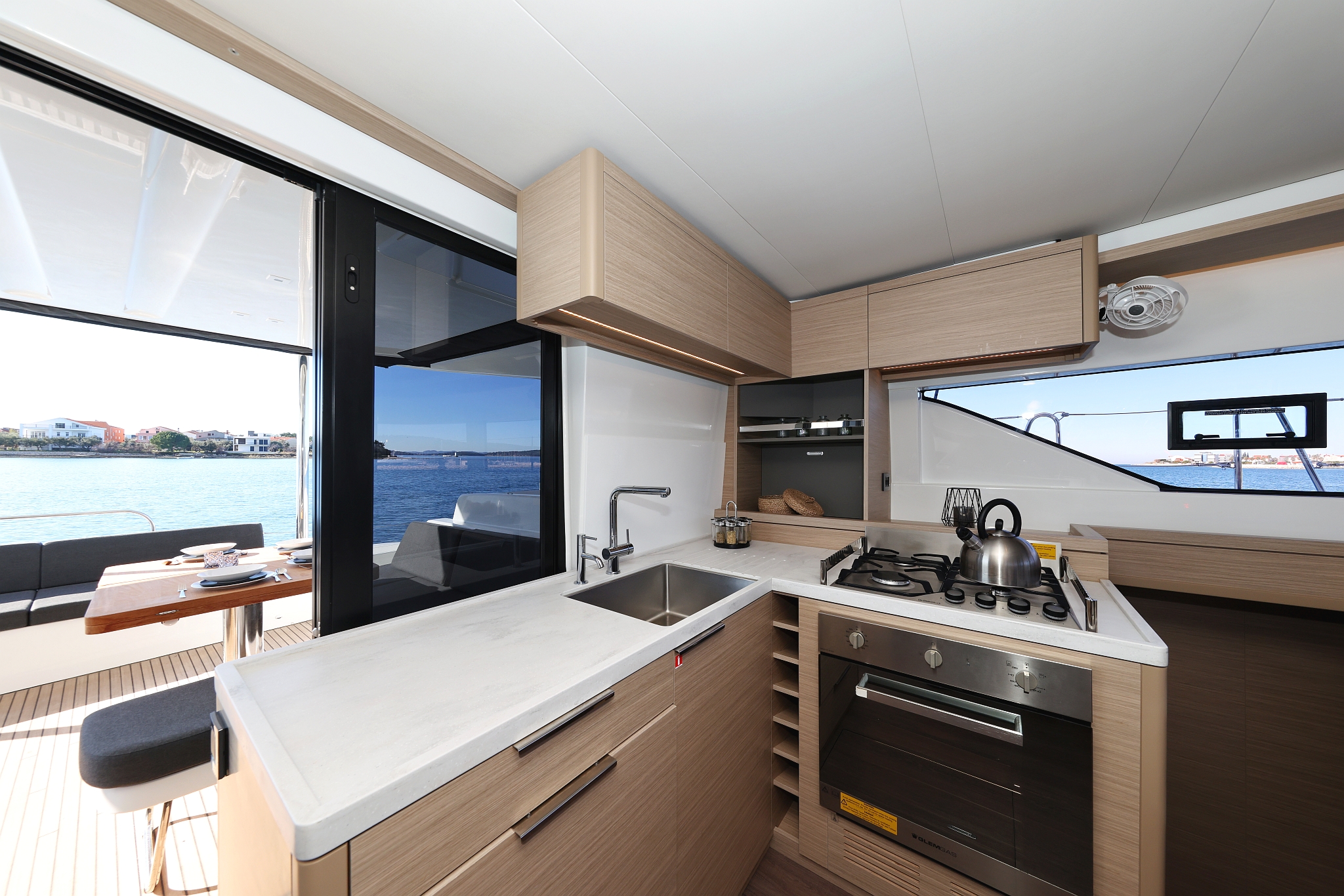 Lagoon 51 - 6 + 1 cab. — photo 23