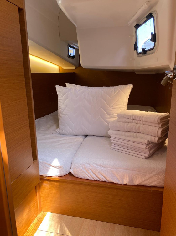 Sun Odyssey 410 - 3 cab. — photo 10