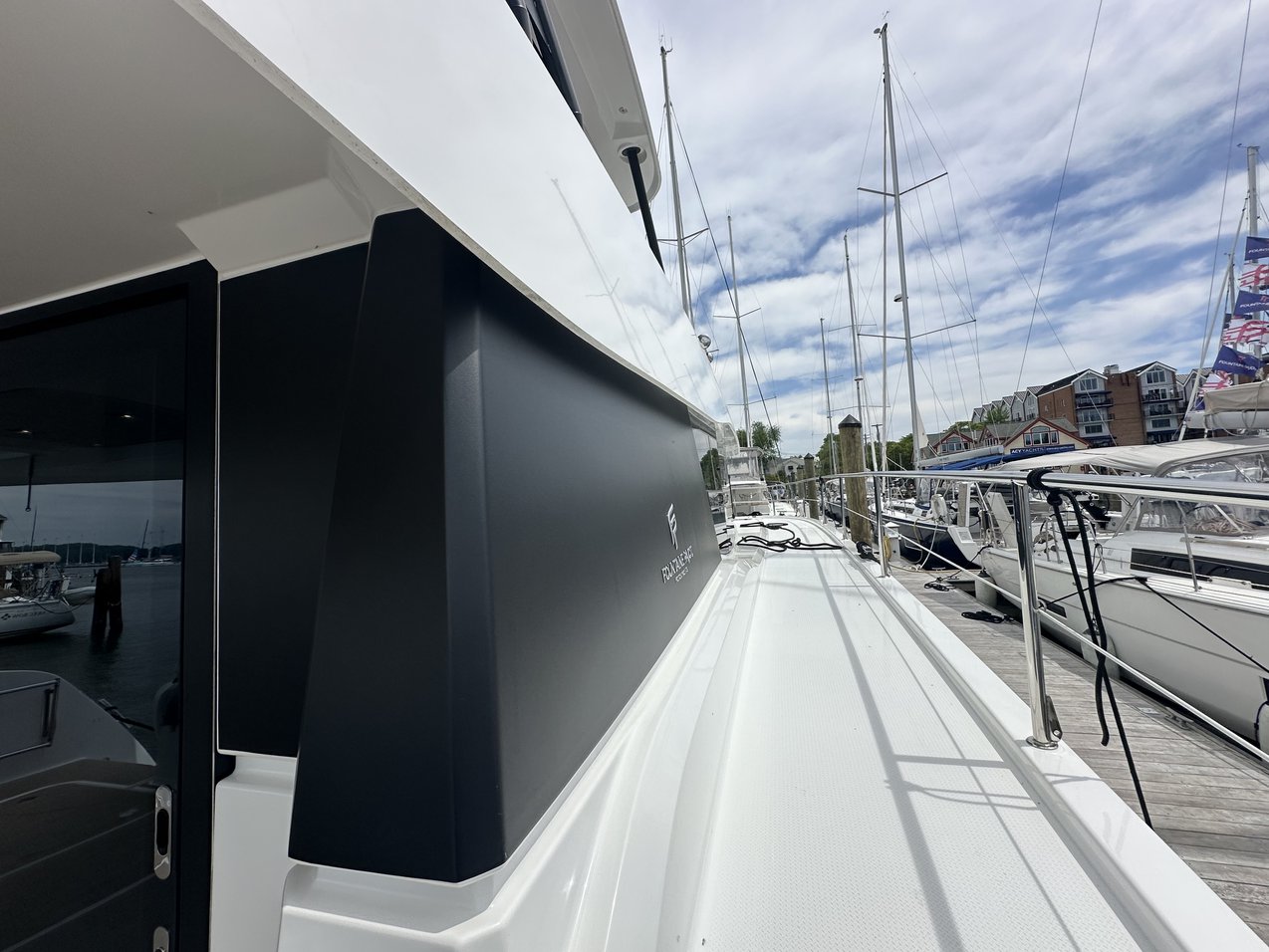 Fountaine Pajot MY6 — photo 3