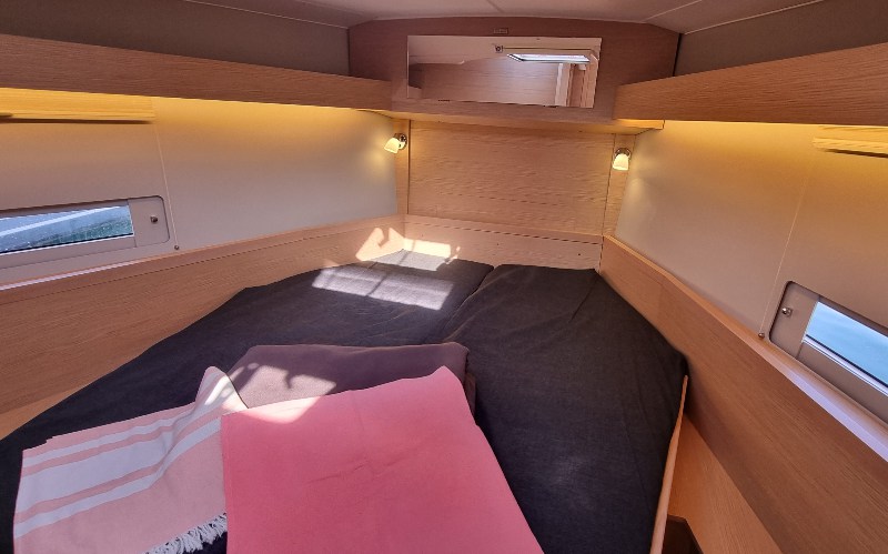 Dufour 430 - 3 cab. — photo 13
