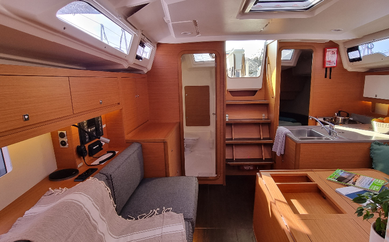 Dufour 37 - 2 cab. — photo 7