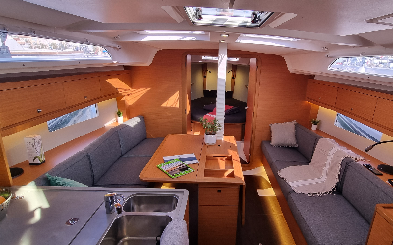 Dufour 37 - 2 cab. — photo 8