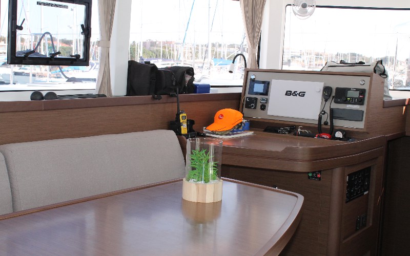 Lagoon 42 - 4 + 2 cab. — photo 10