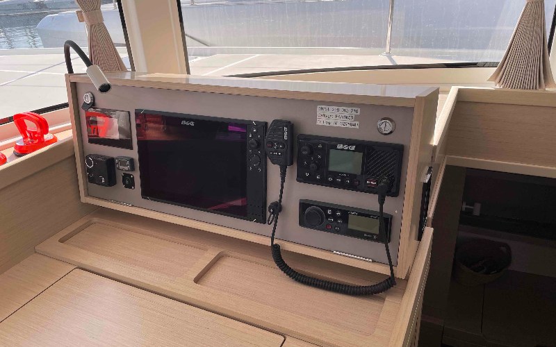 Lagoon 42 OW — photo 11
