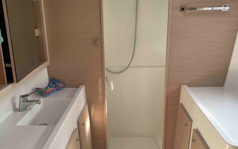 Lagoon 42 OW — photo 14