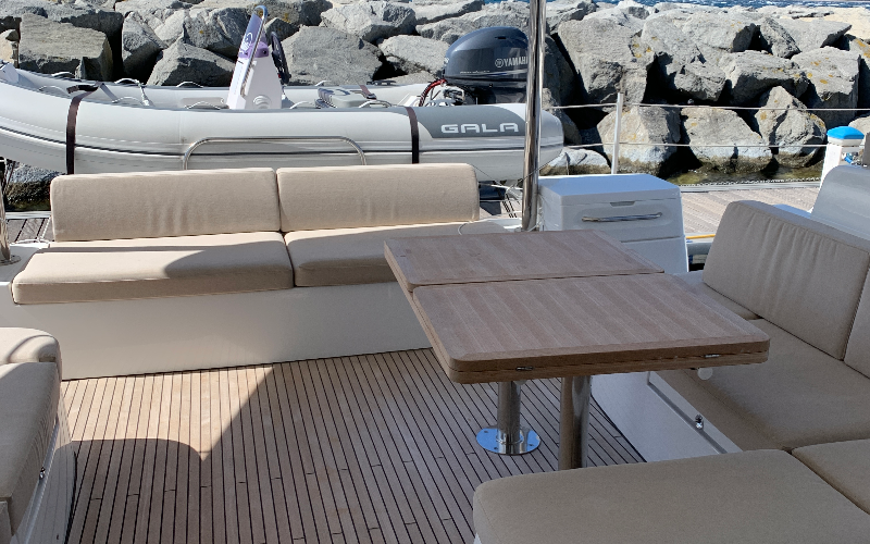 Lagoon 50 — photo 7