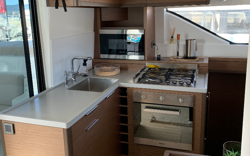 Lagoon 50 — photo 11