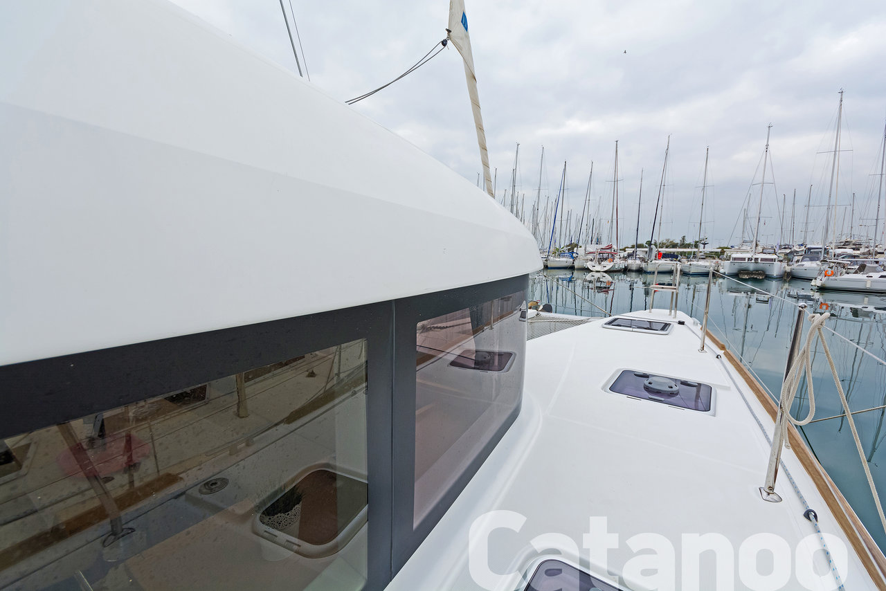Lagoon 39 — photo 10