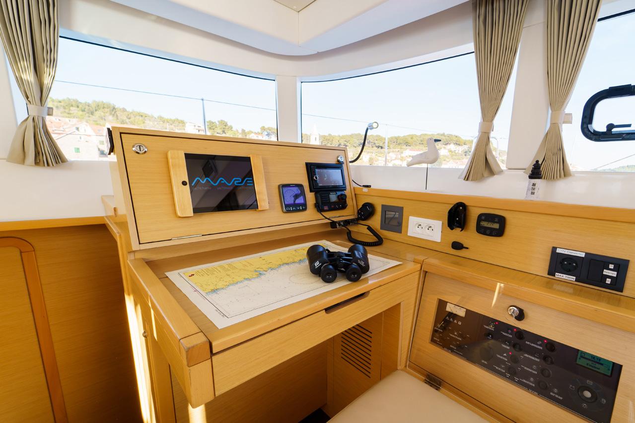 Lagoon 39 - 4 + 2 cab. — photo 20