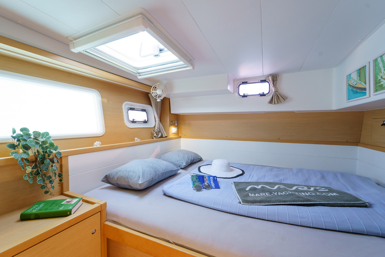 Lagoon 39 - 4 + 2 cab. — photo 22