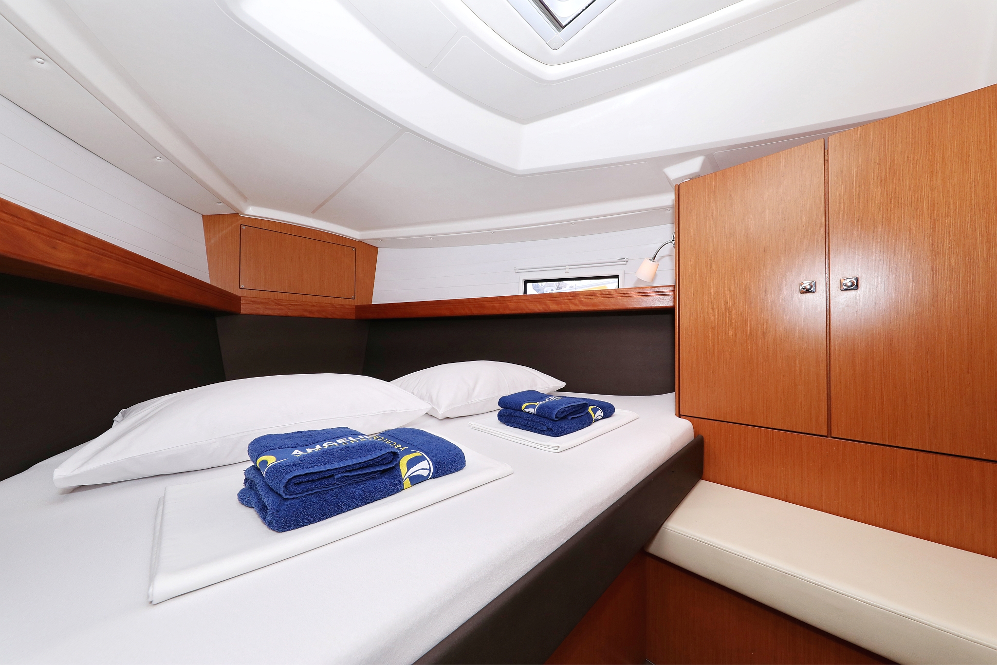Bavaria Cruiser 37 - 3 cab. — photo 30