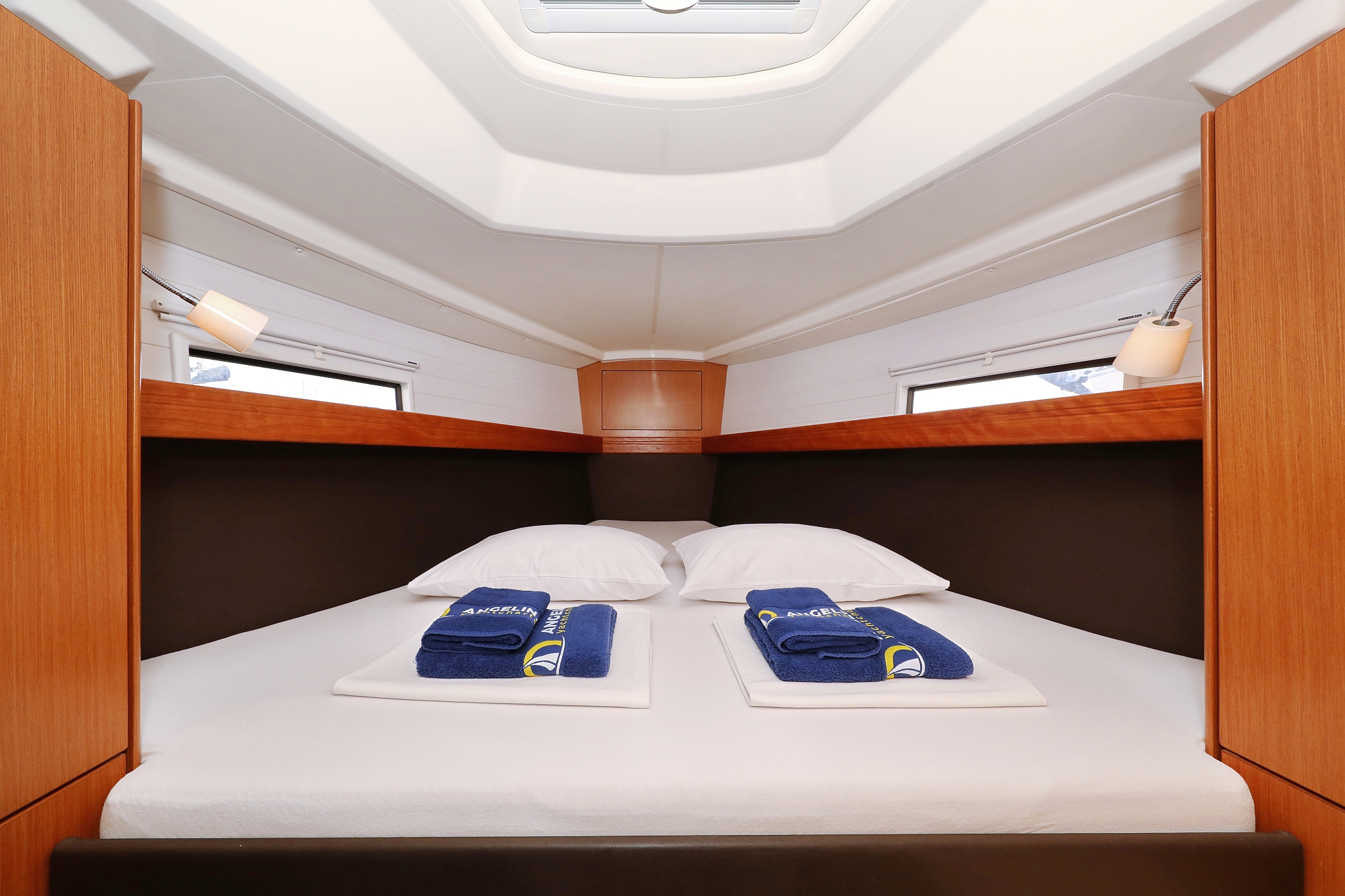 Bavaria Cruiser 37 - 3 cab. — photo 32