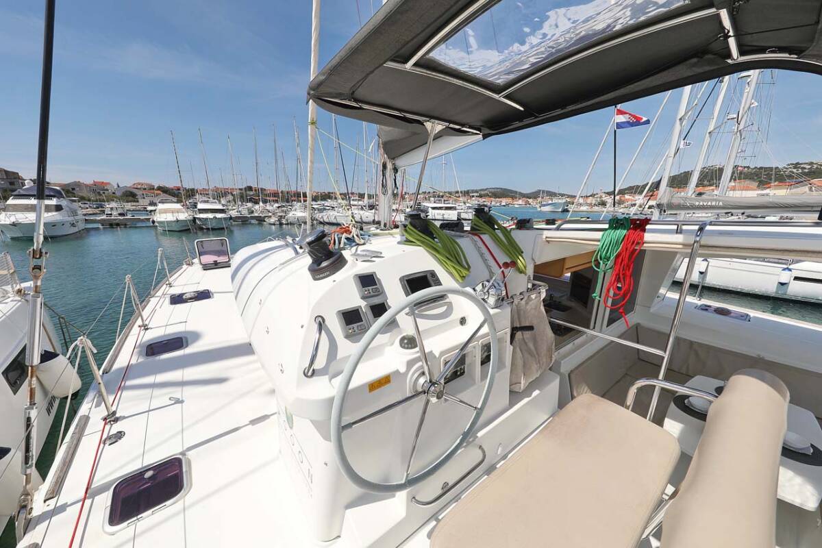 Lagoon 400 - 4 + 2 cab. — photo 7