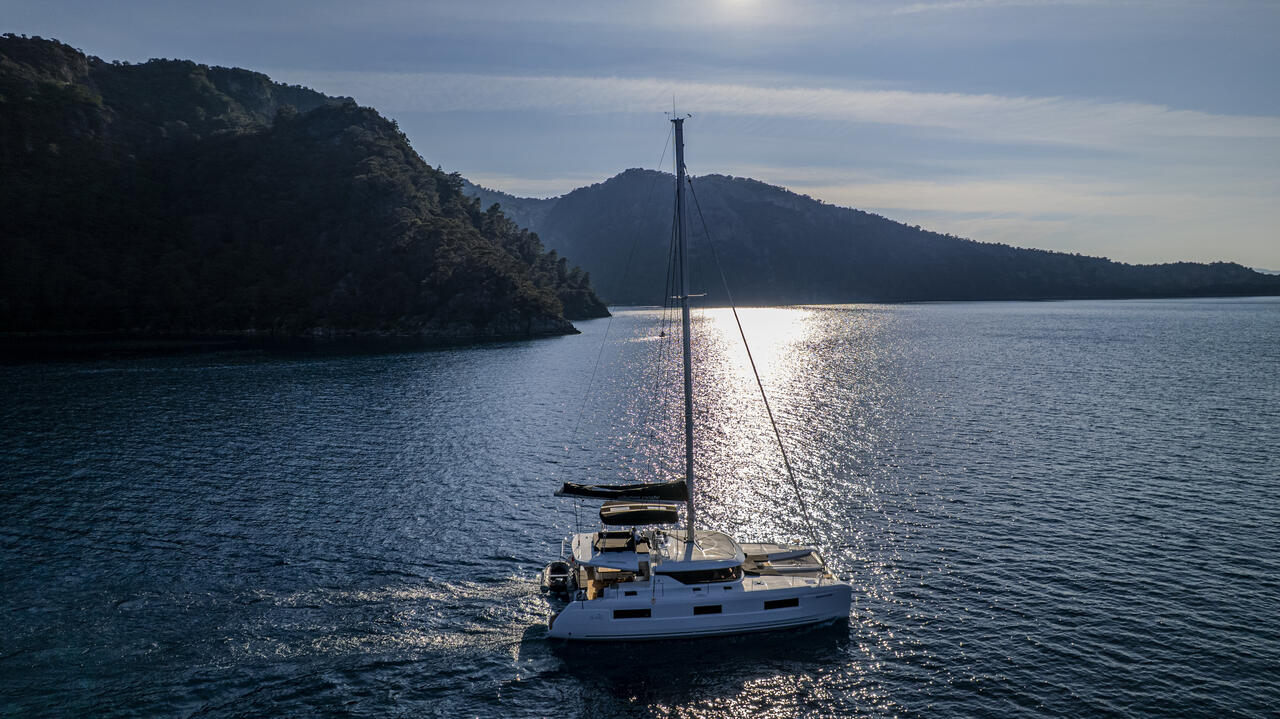 Lagoon 46 - 4 + 2 cab. — photo 10
