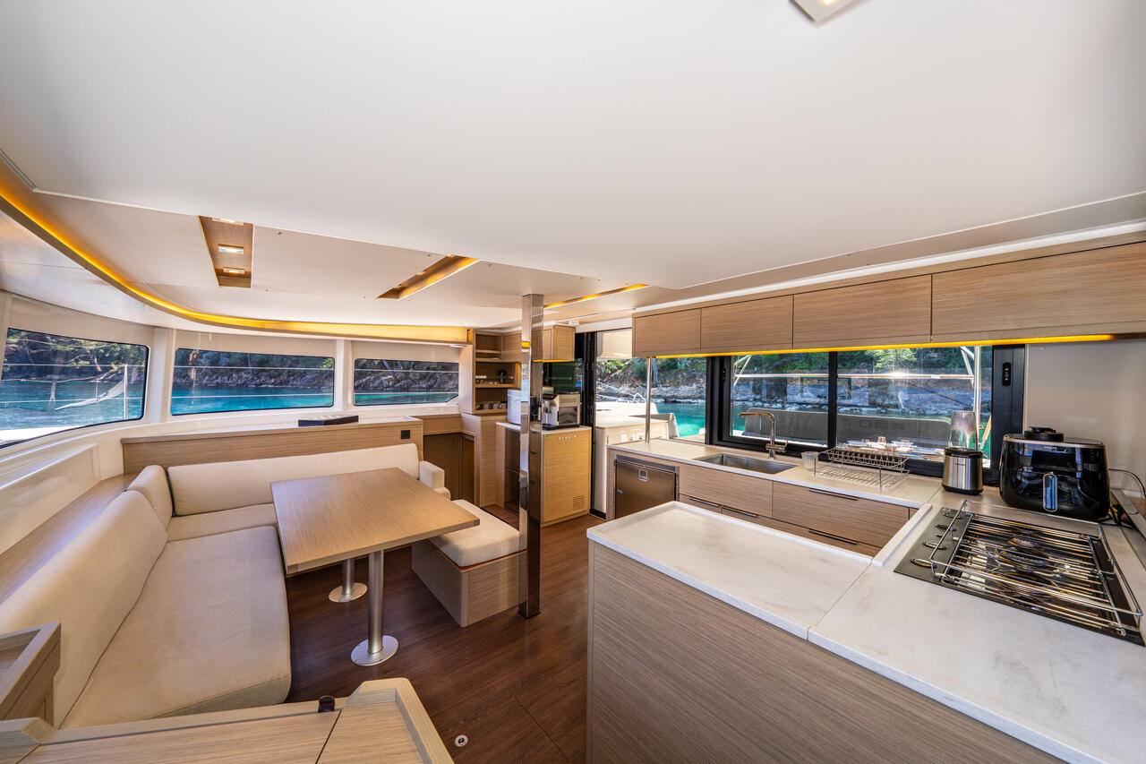 Lagoon 46 - 4 + 2 cab. — photo 15