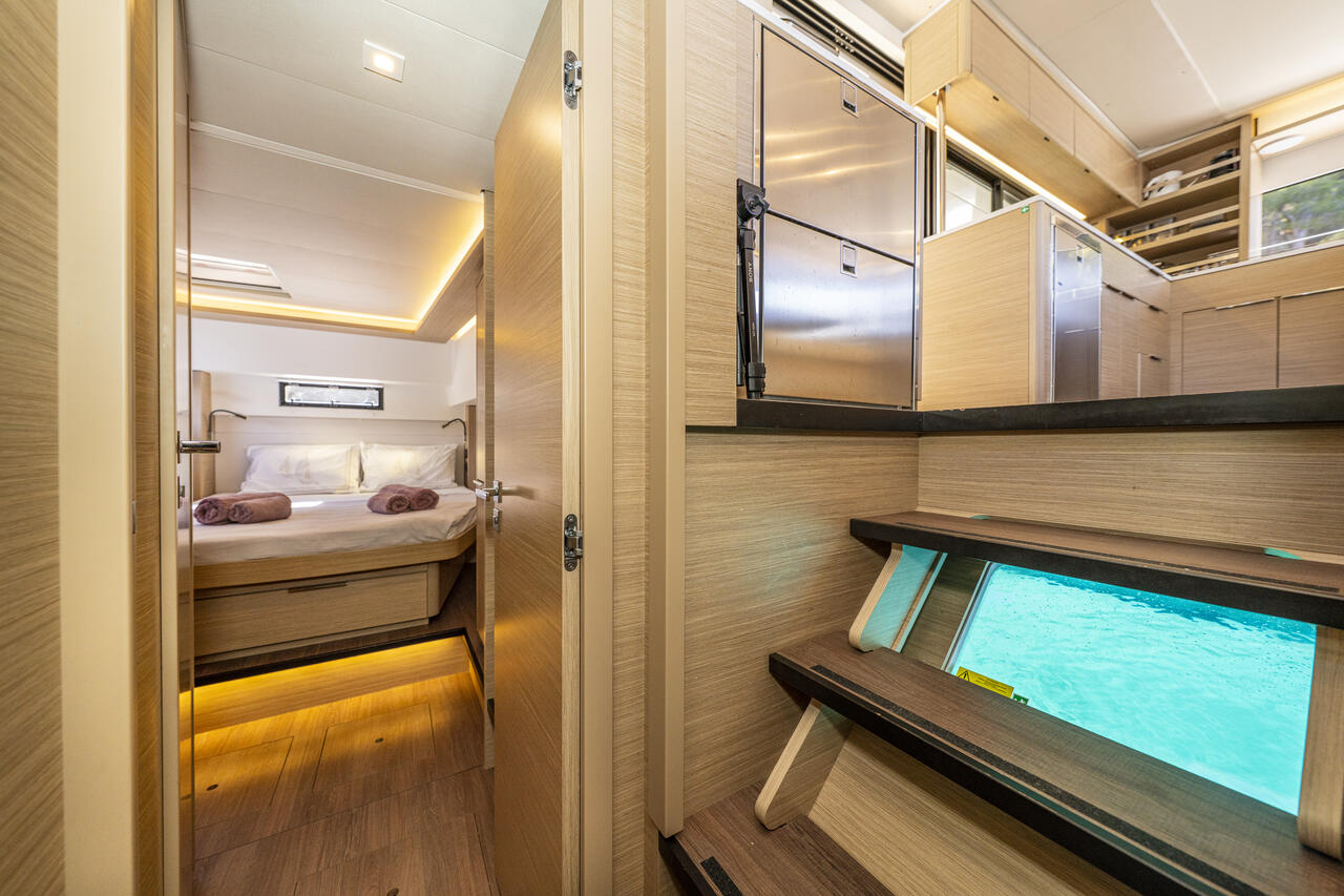 Lagoon 46 - 4 + 2 cab. — photo 22