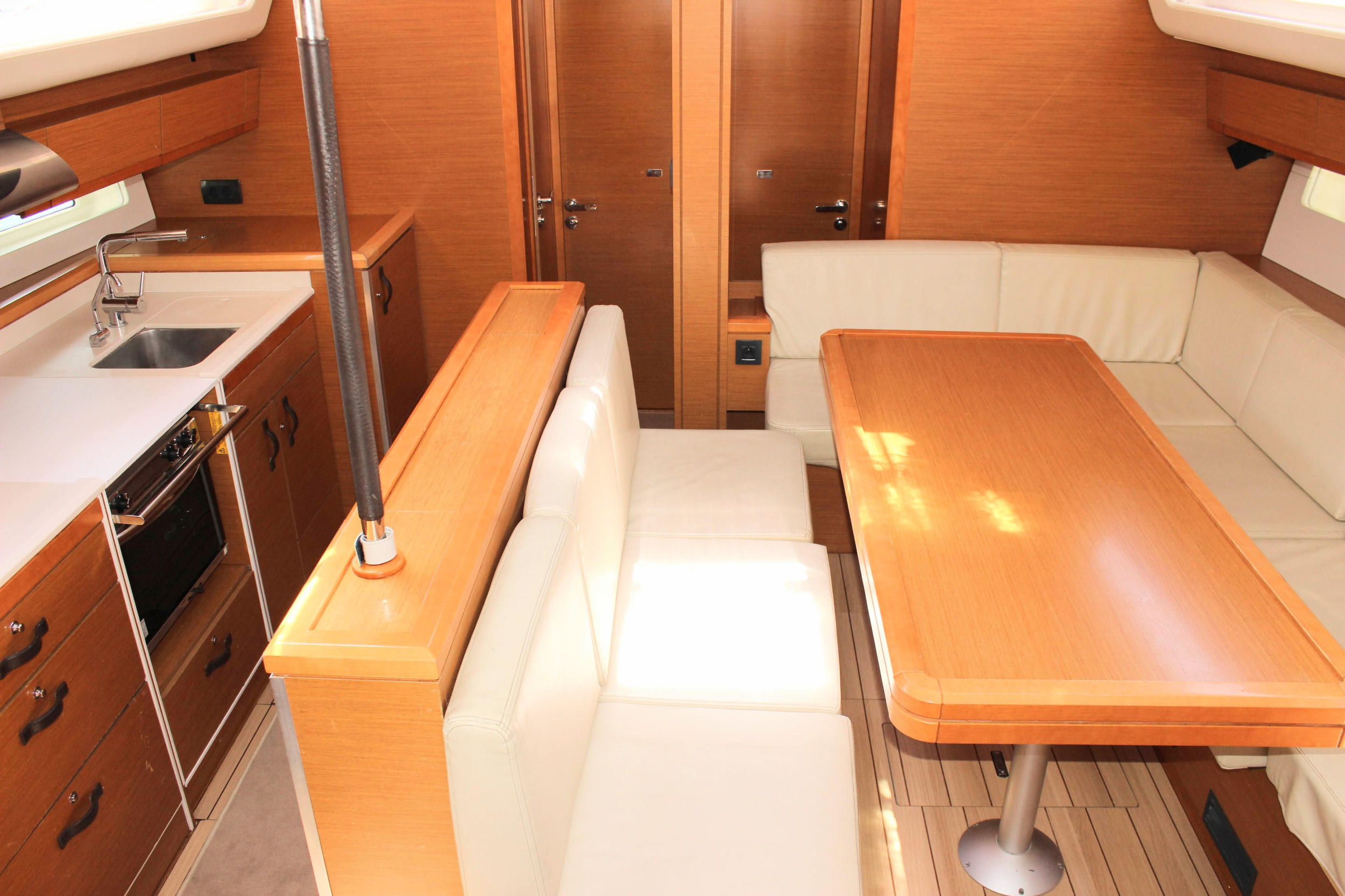 Jeanneau 54 - 6 cab. — photo 9