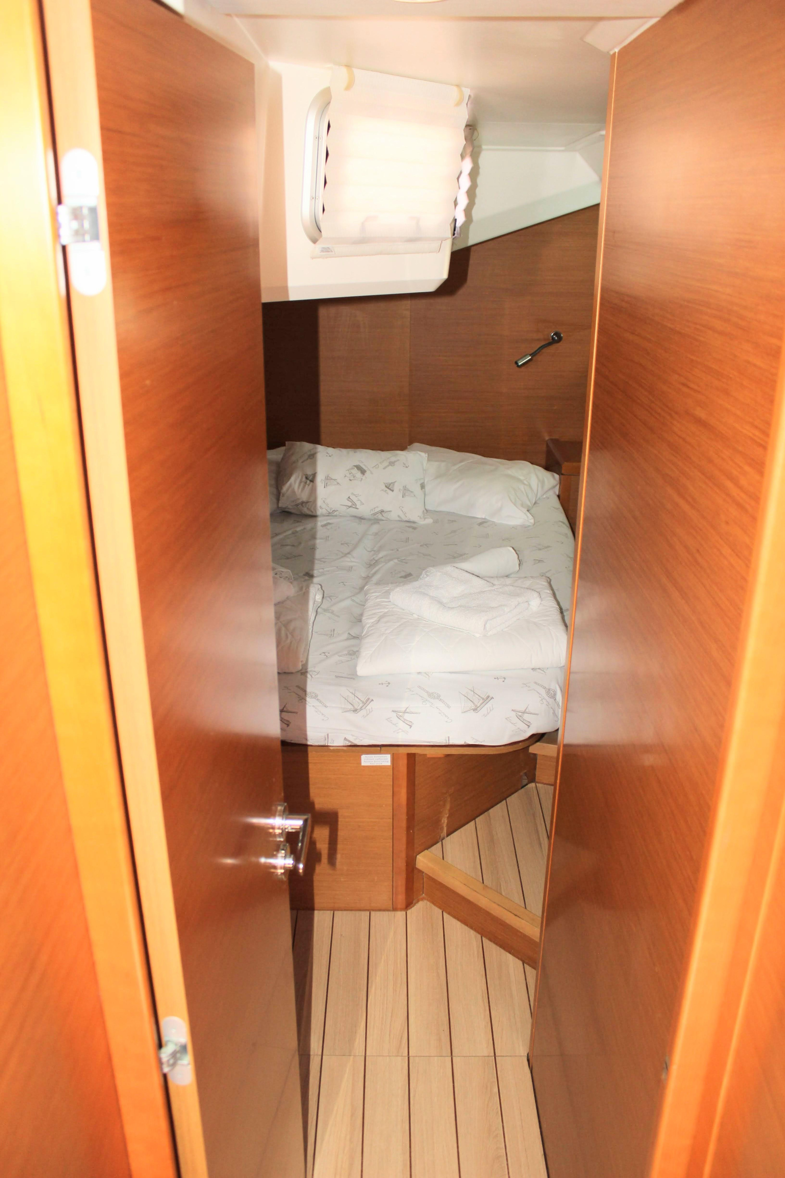 Jeanneau 54 - 6 cab. — photo 14