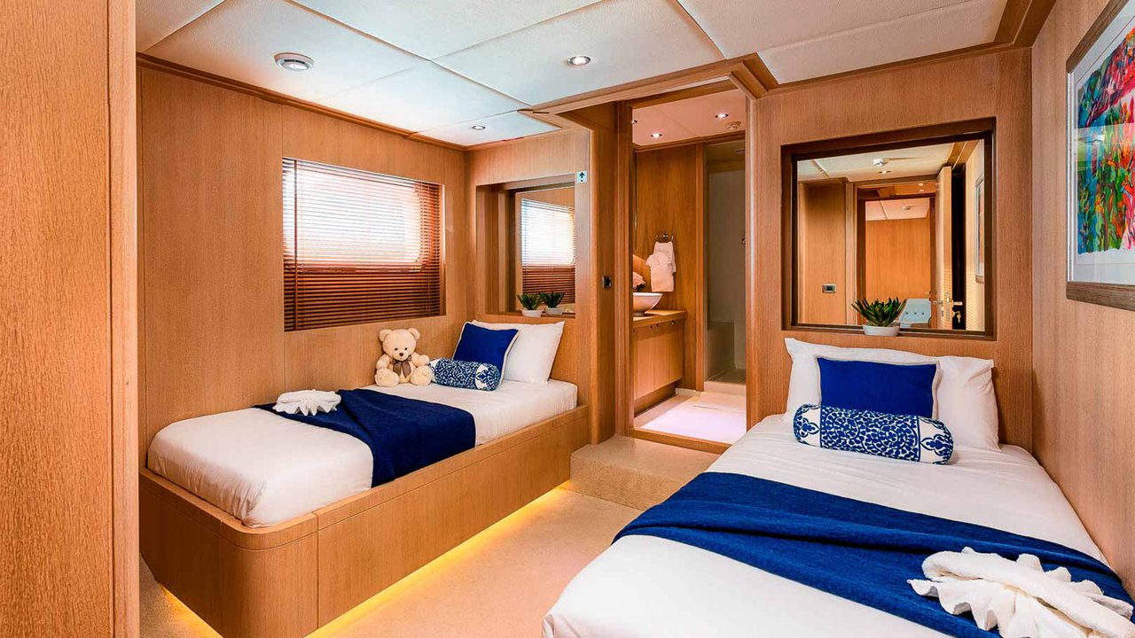 Custom Made Aegean — photo 26