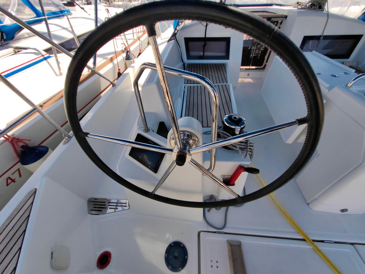 Sun Odyssey 440 - 4 cab. — photo 4
