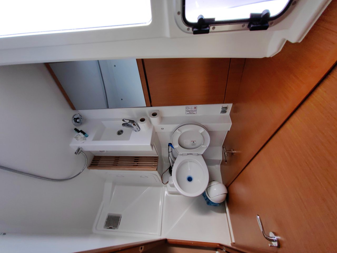 Sun Odyssey 440 - 4 cab. — photo 19