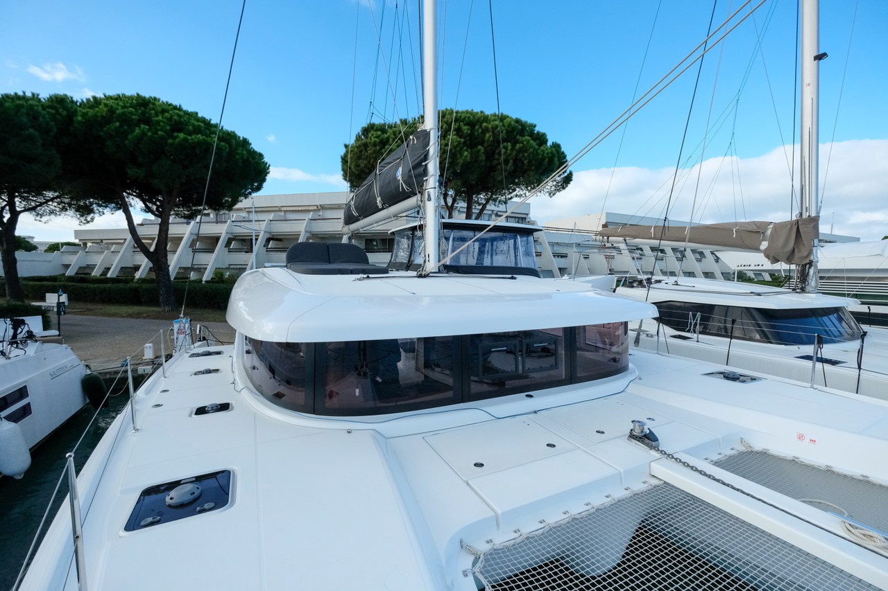 Lagoon 42 - 4 + 1 cab. — photo 6
