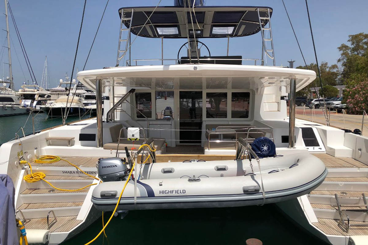 Lagoon 52 F - 6 + 2 cab. — photo 1
