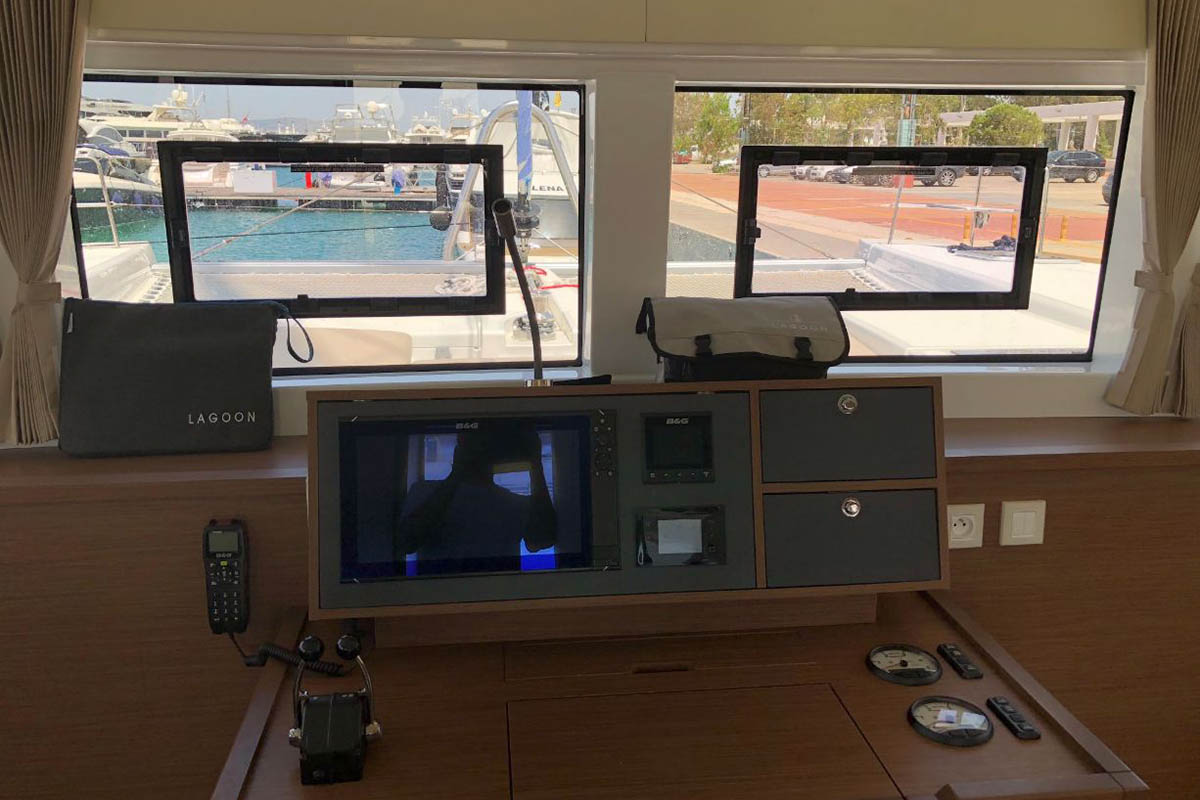 Lagoon 52 F - 6 + 2 cab. — photo 15